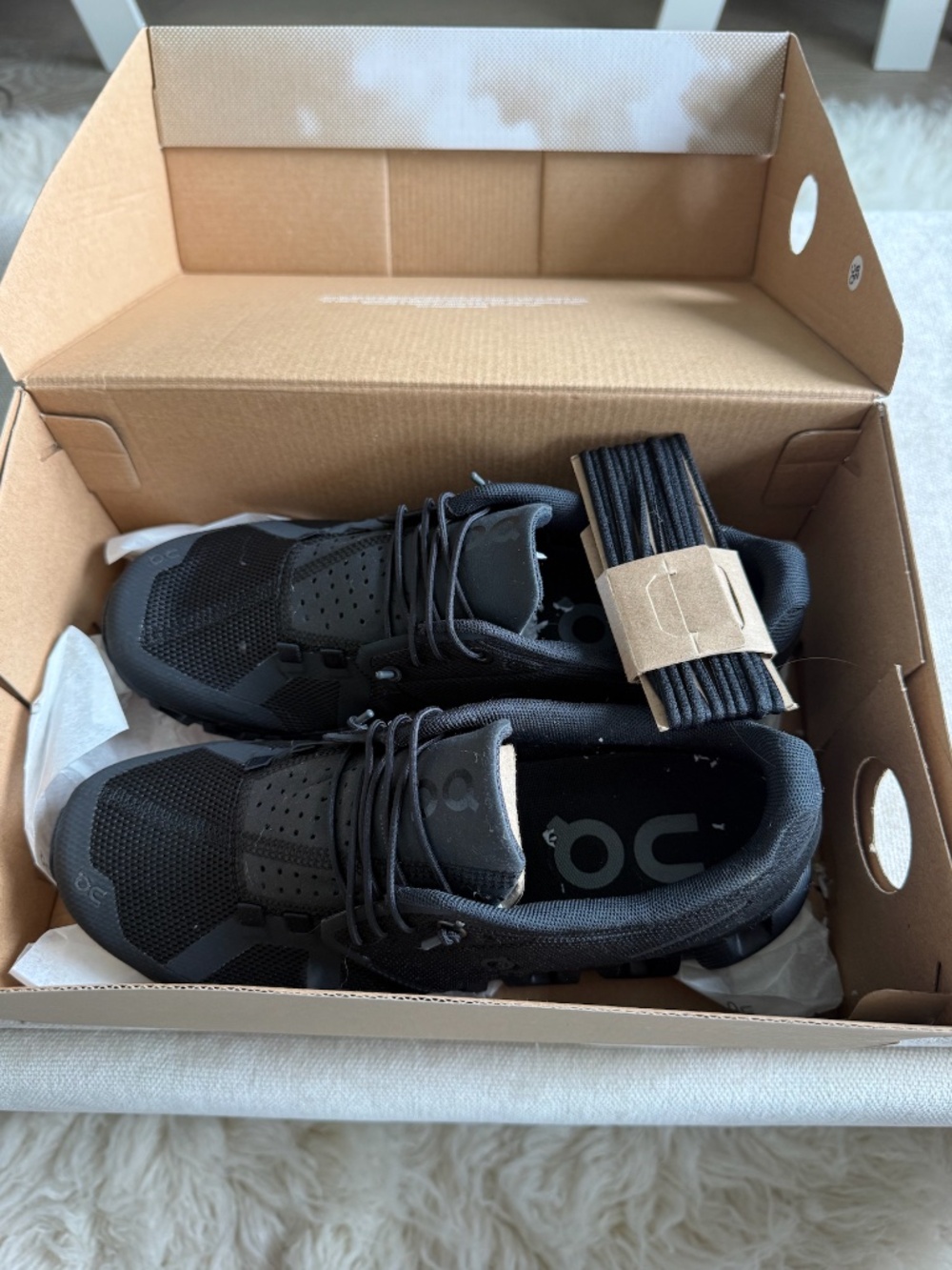 NEW On Running Cloud Sneakers – Women’s